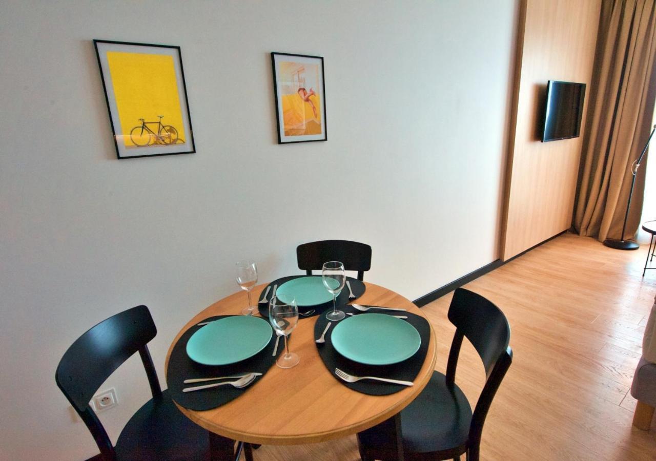 Bk Aparthotel Praga - National Stadium - Comfortable Apartment For 4 People Warszawa Eksteriør billede