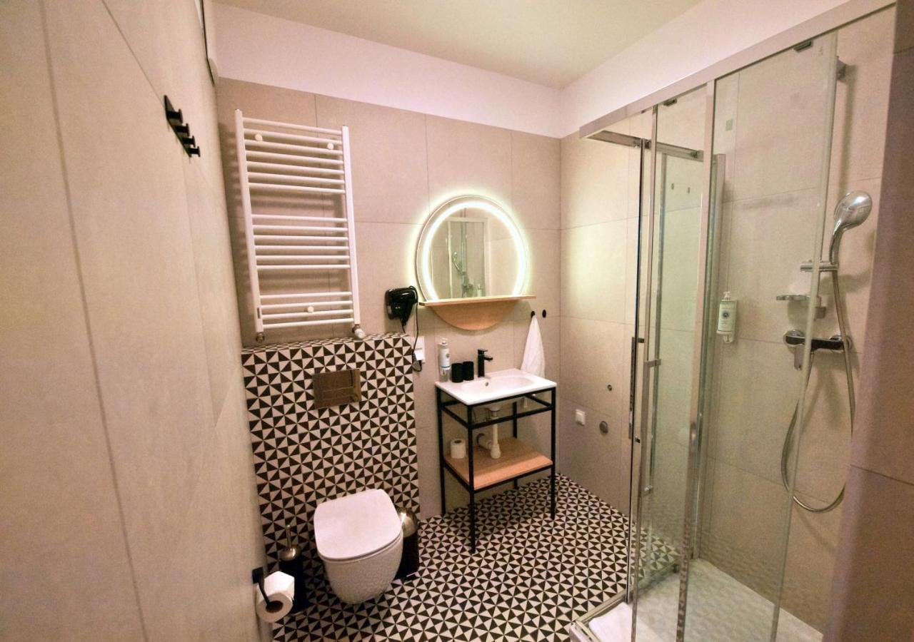 Bk Aparthotel Praga - National Stadium - Comfortable Apartment For 4 People Warszawa Eksteriør billede