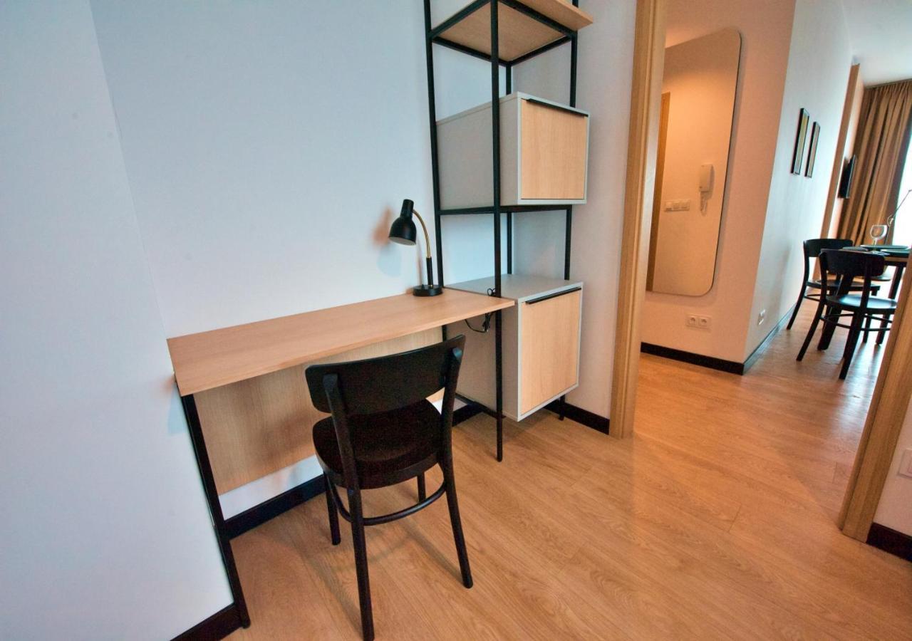 Bk Aparthotel Praga - National Stadium - Comfortable Apartment For 4 People Warszawa Eksteriør billede
